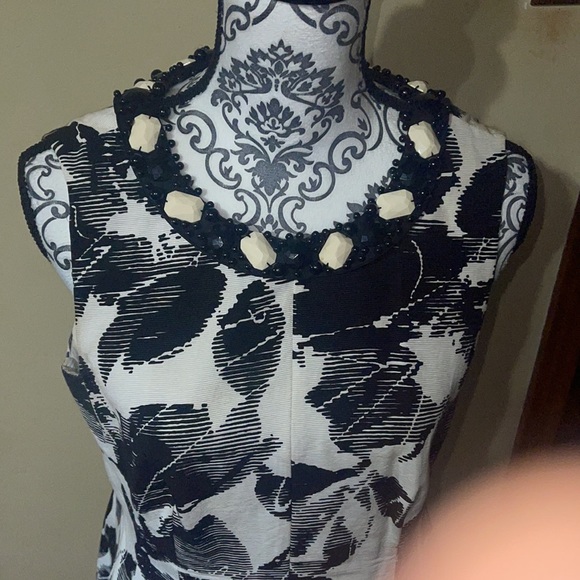 Women Adriana Pappell jeweled dress - Picture 3 of 4